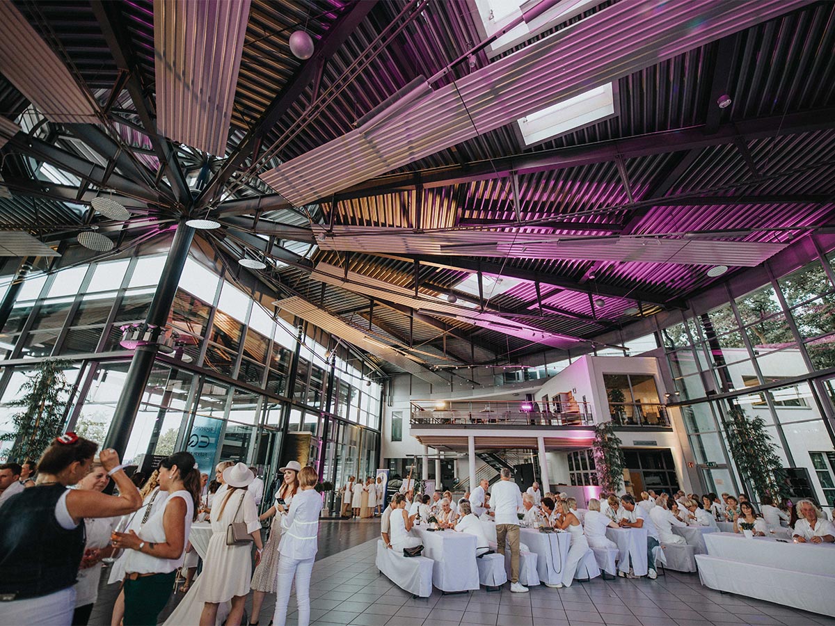 LEAs White Night 2023