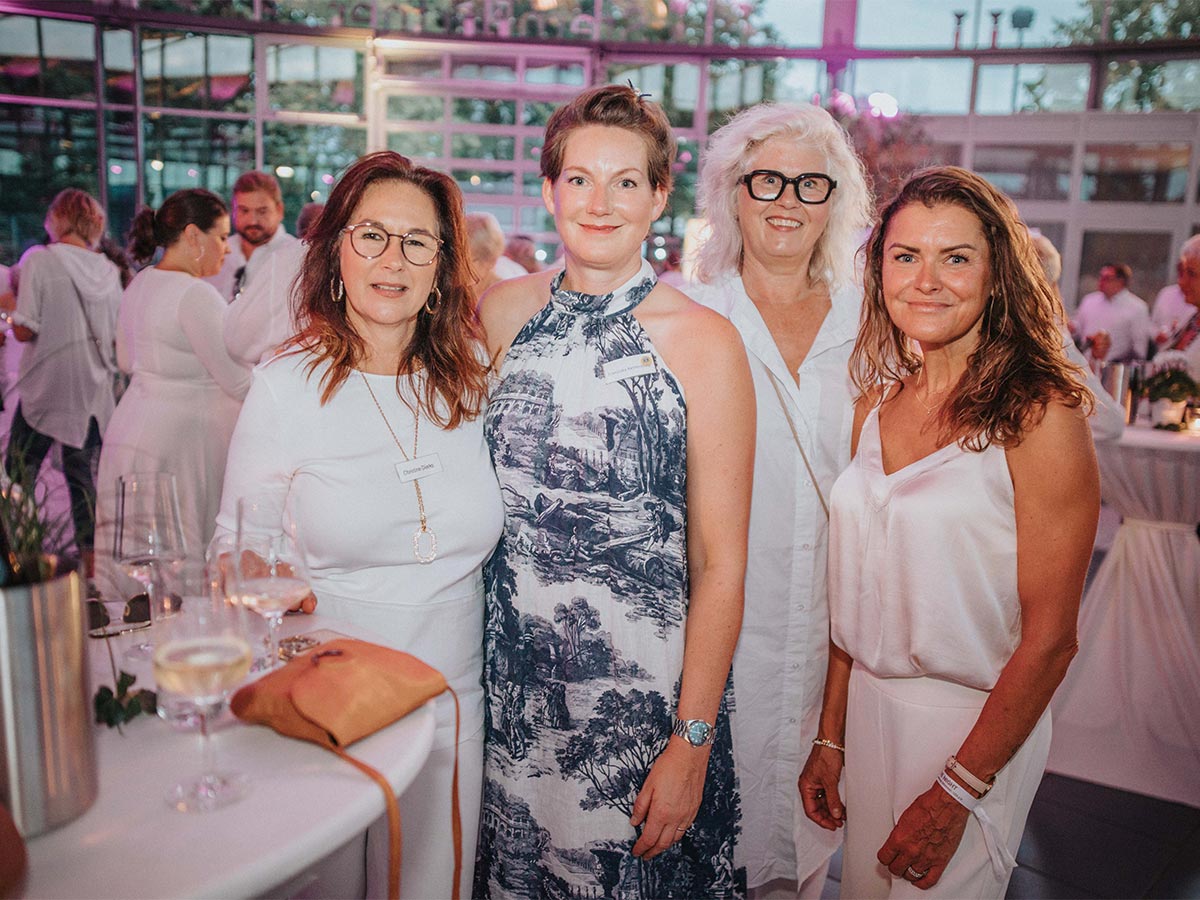 LEAs White Night 2023