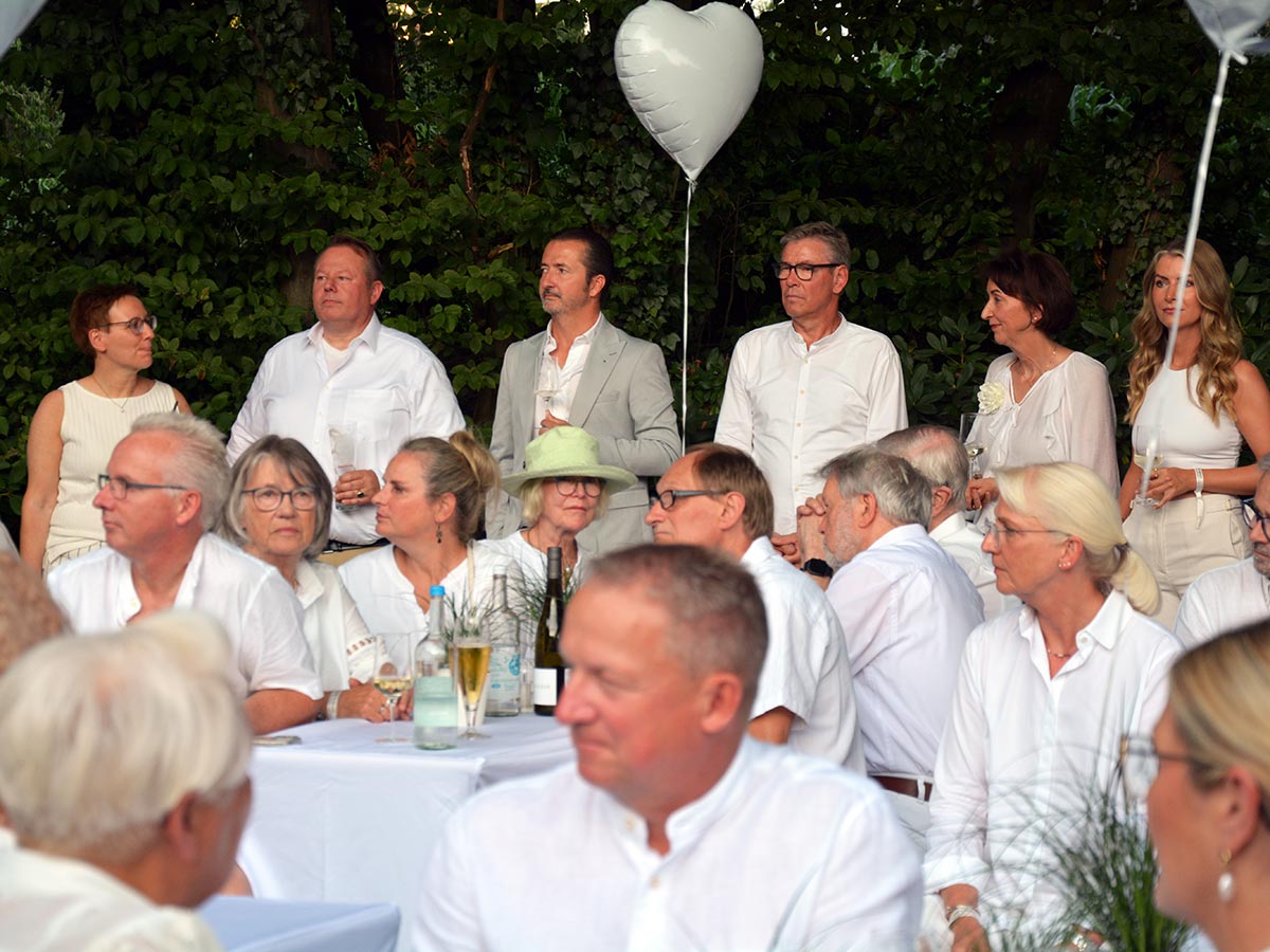 LEAs White Night 2026